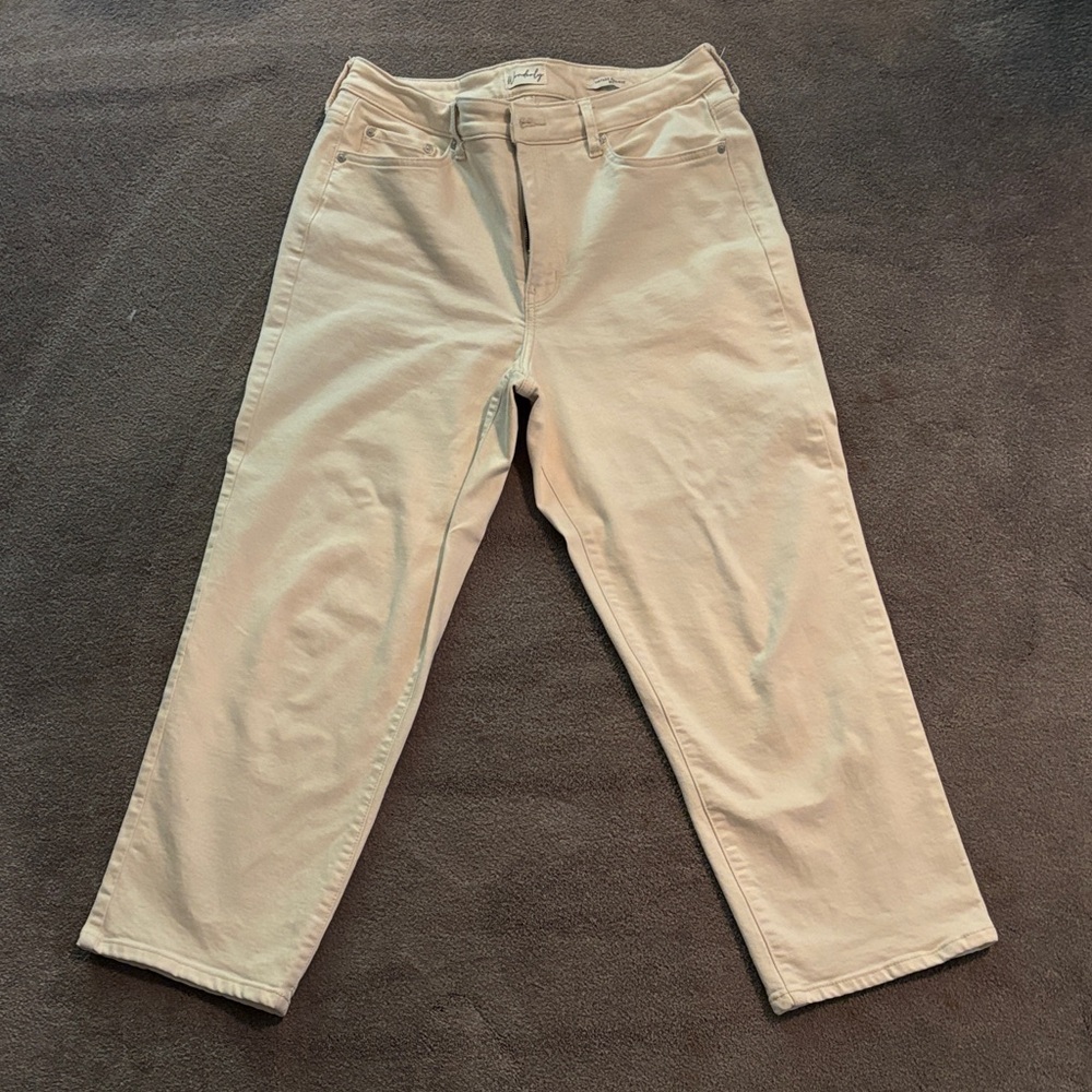 Wonderly Cream Straight-Leg Jeans
